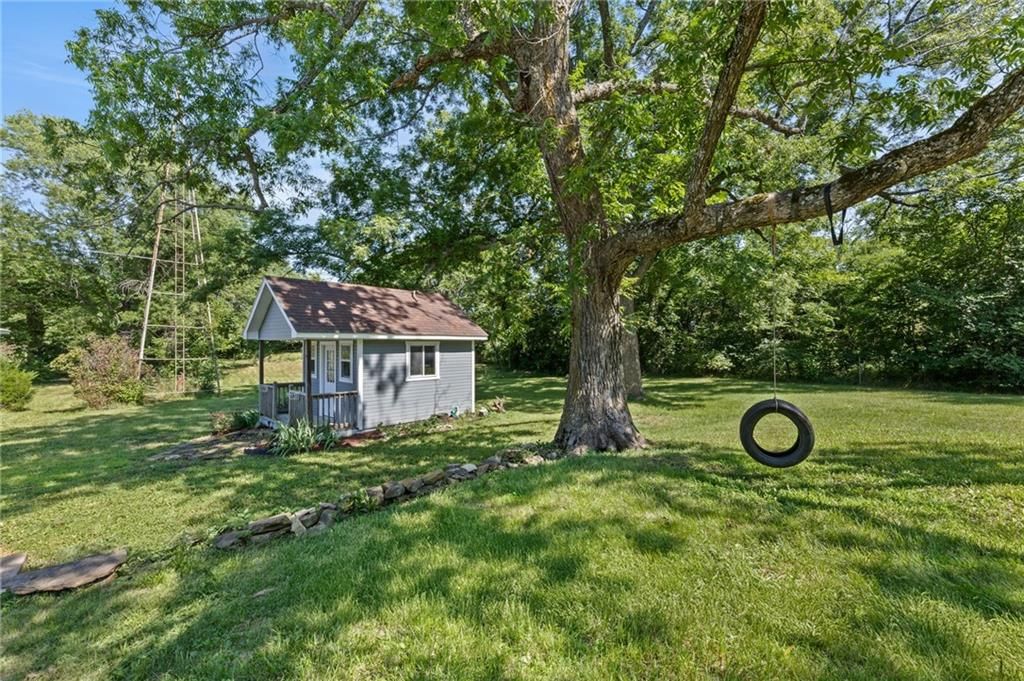 1623 Indiana Road — photo 32