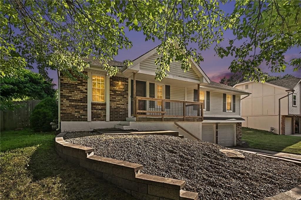 11 NW 101st Place — photo 1