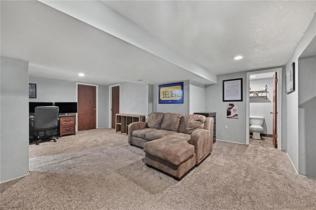 11 NW 101st Place — photo 19
