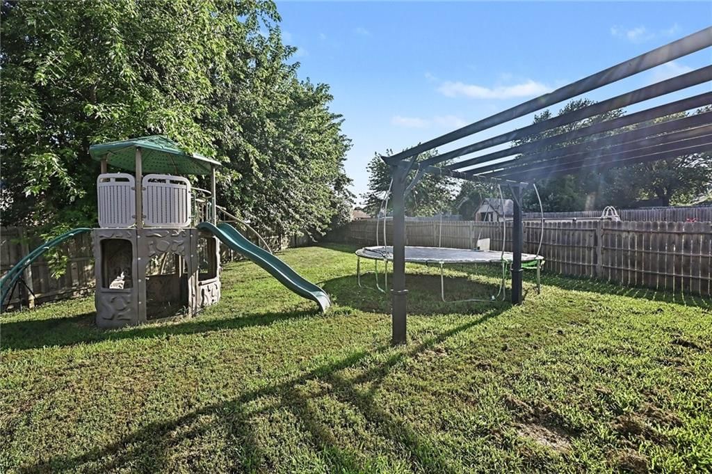 11 NW 101st Place — photo 21