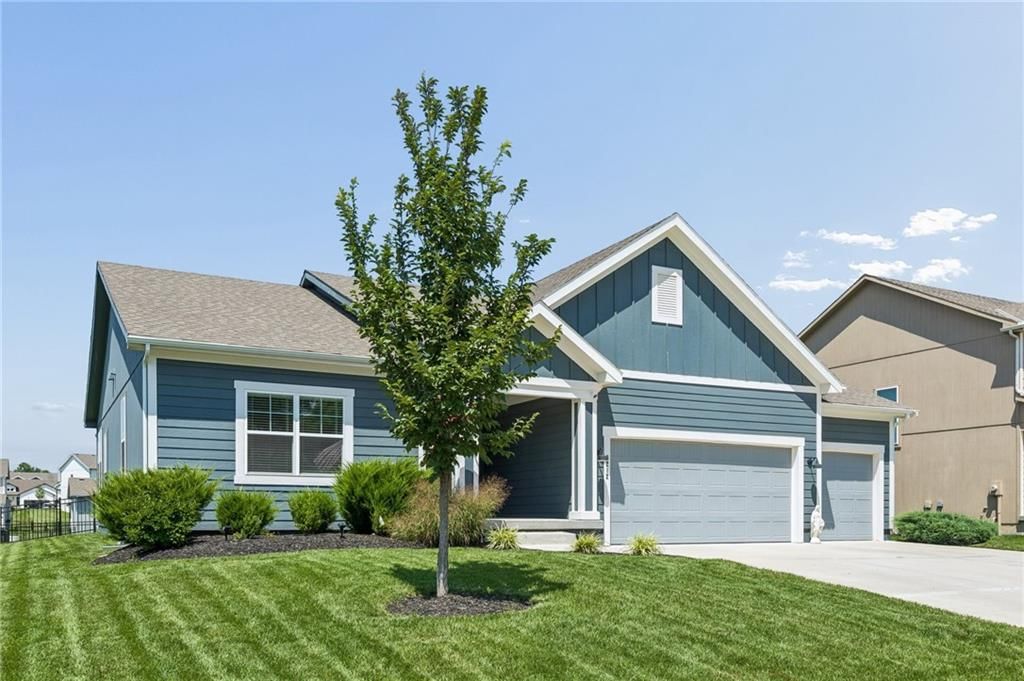 3212 SW Arbor Tree Drive — photo 3