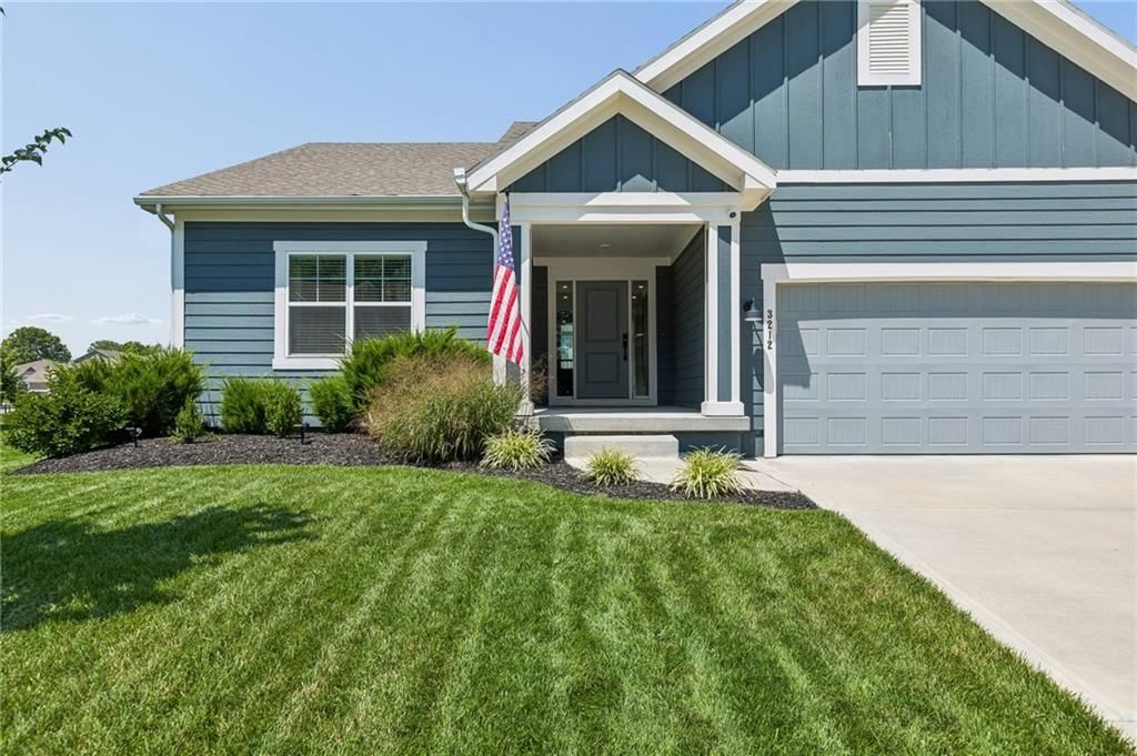 3212 SW Arbor Tree Drive — photo 4