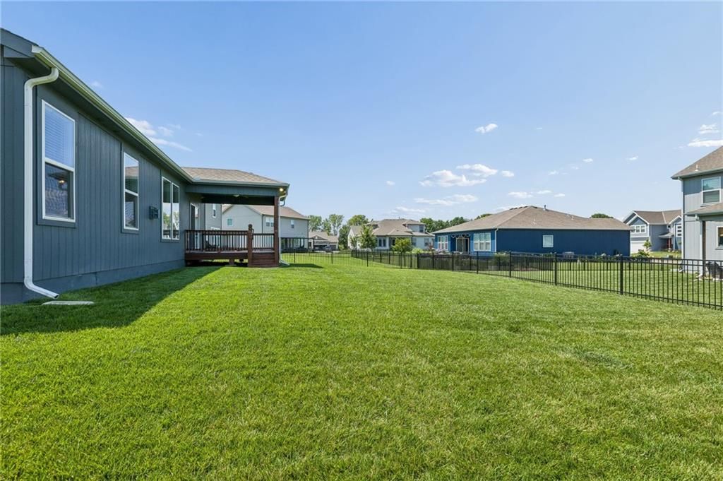 3212 SW Arbor Tree Drive — photo 35