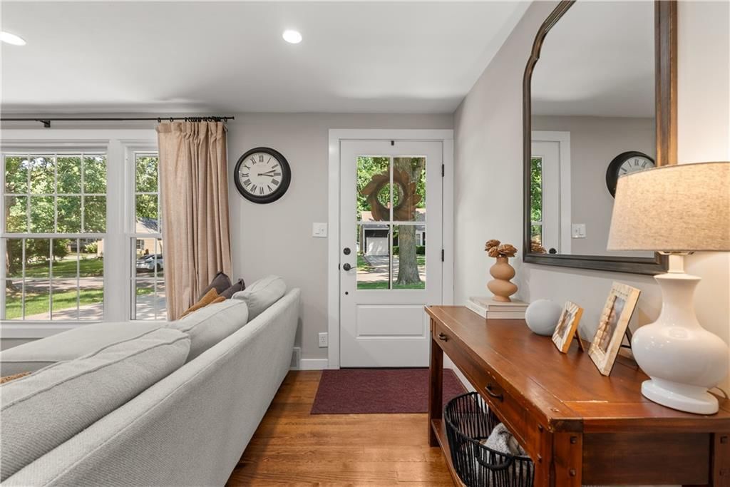 7410 Delmar Street — photo 3