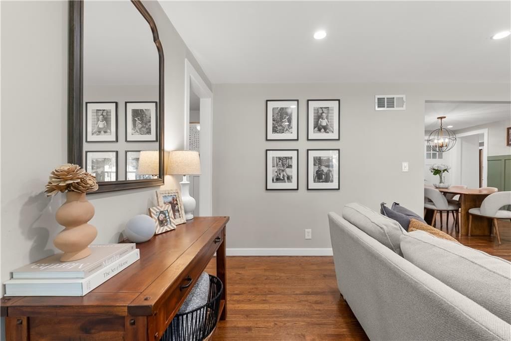 7410 Delmar Street — photo 4