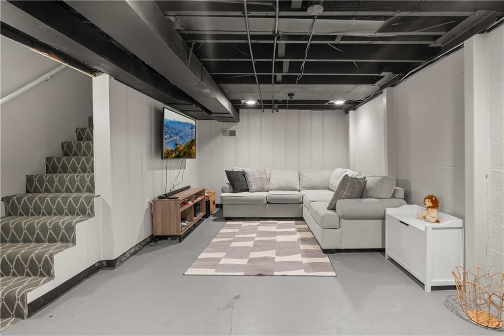 7410 Delmar Street — photo 32