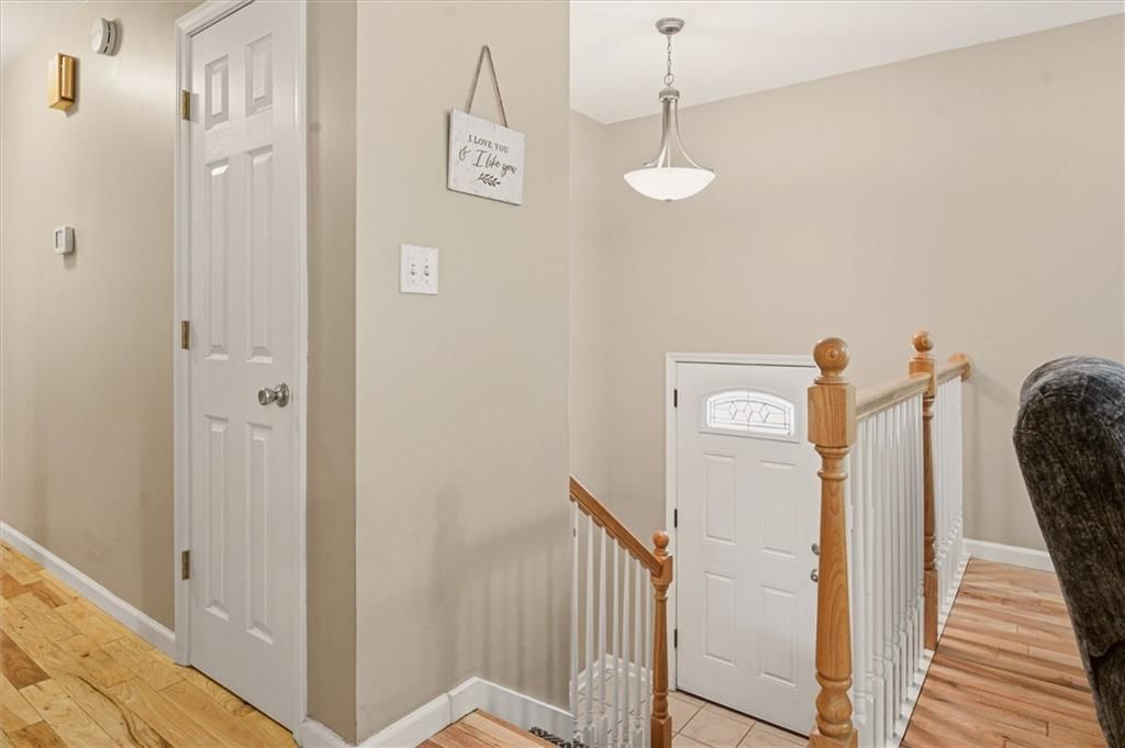 210 SE Circleview Drive — photo 6
