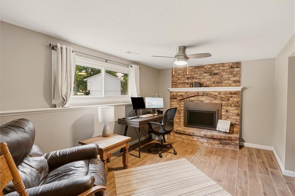 210 SE Circleview Drive — photo 22