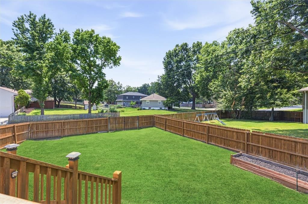 210 SE Circleview Drive — photo 26