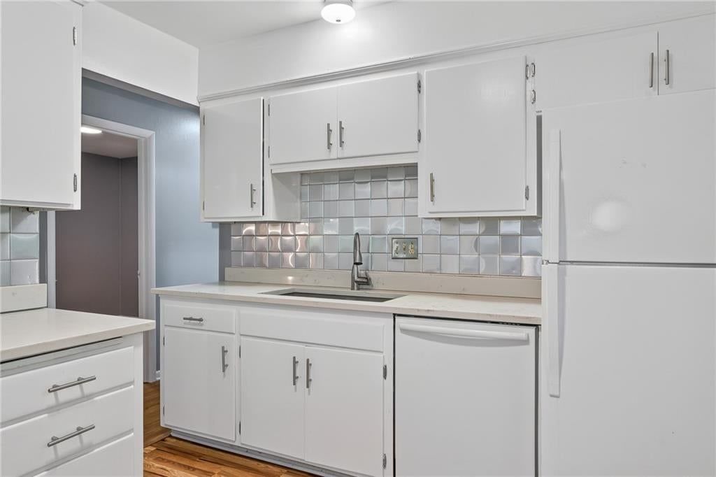 9255 Hemlock Street — photo 11