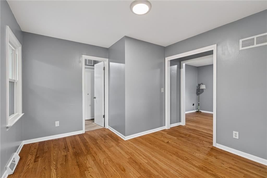 9255 Hemlock Street — photo 15