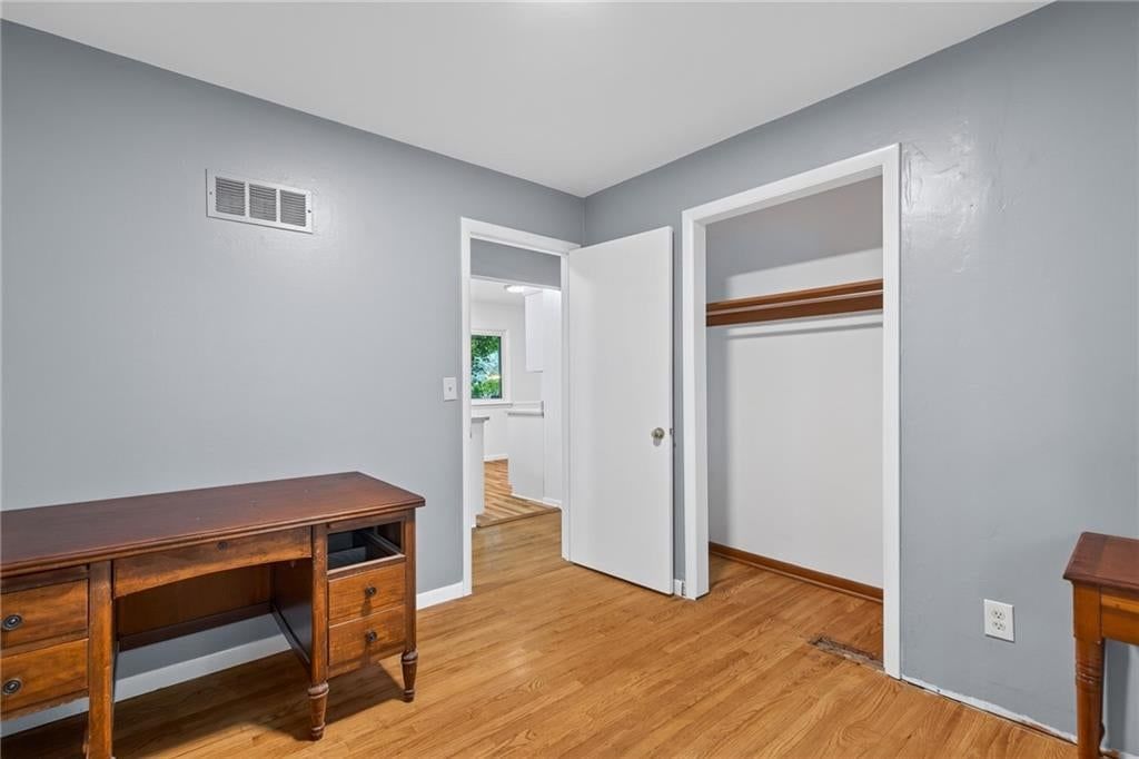 9255 Hemlock Street — photo 18