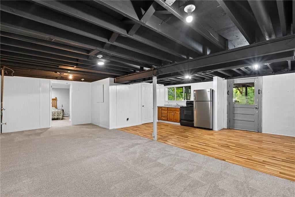 9255 Hemlock Street — photo 21