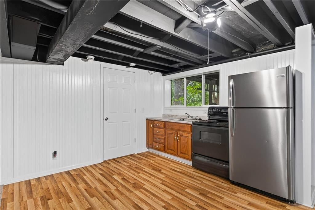 9255 Hemlock Street — photo 23