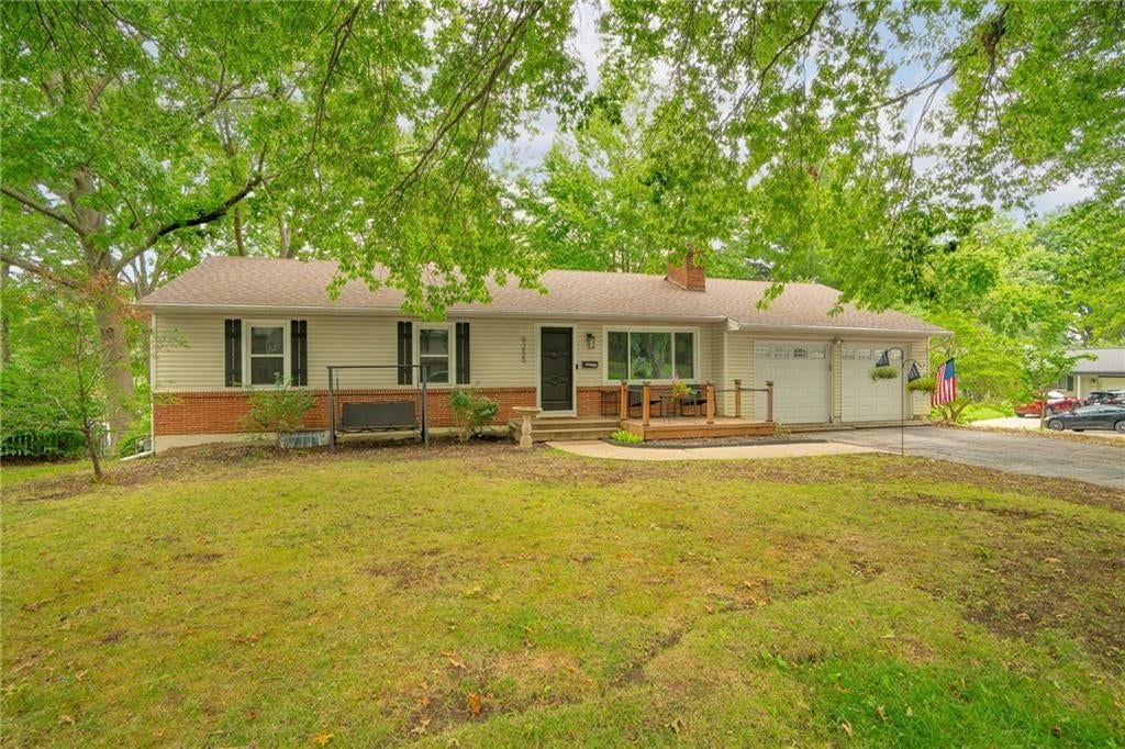 9255 Hemlock Street — photo 35