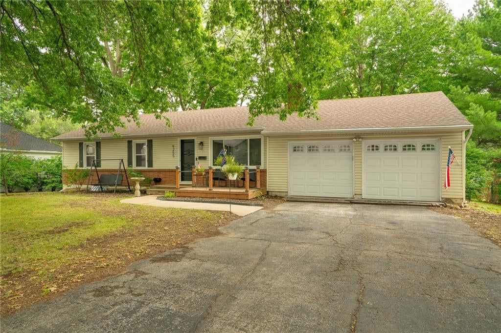 9255 Hemlock Street — photo 36