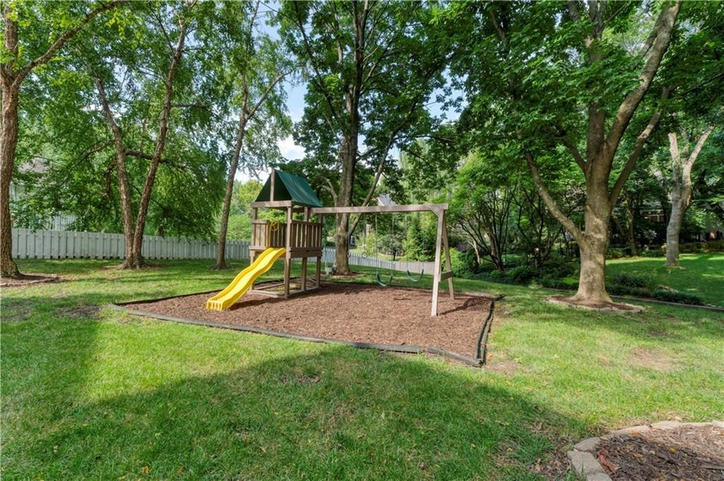 13112 Meadow Lane — photo 32