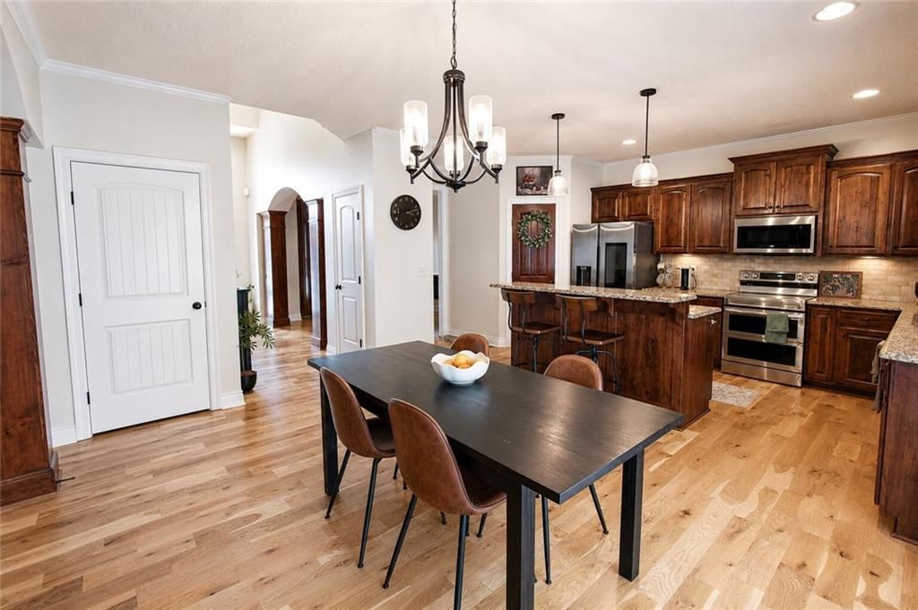 1304 Aberdeen Circle — photo 8