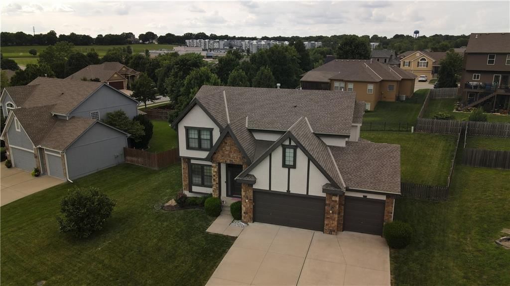 1304 Aberdeen Circle — photo 38