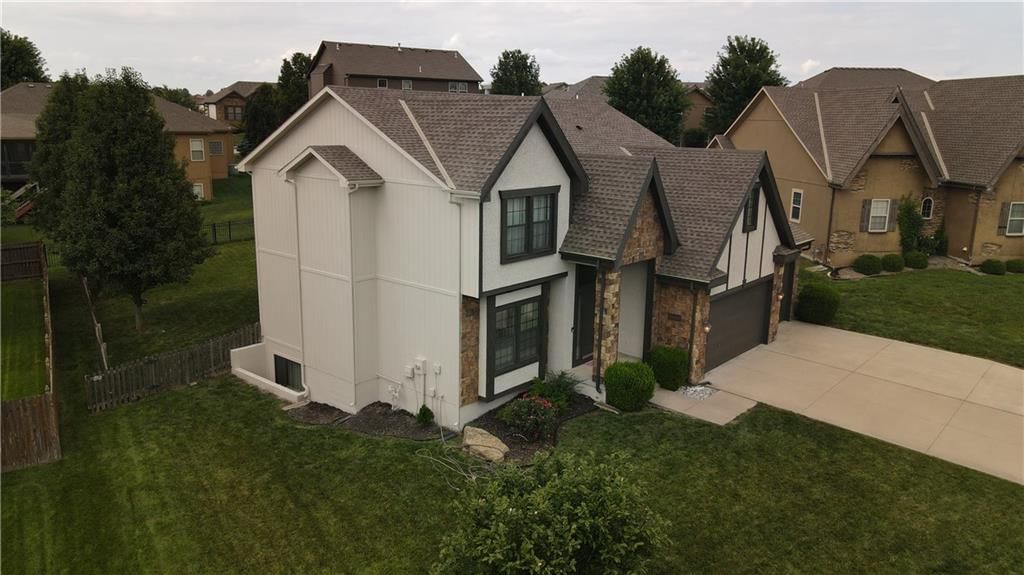 1304 Aberdeen Circle — photo 40