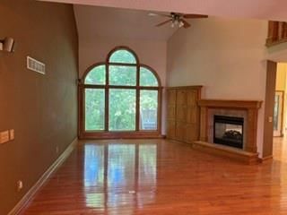7101 N Norton Avenue — photo 2