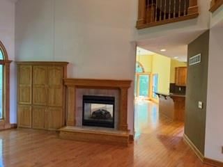 7101 N Norton Avenue — photo 3
