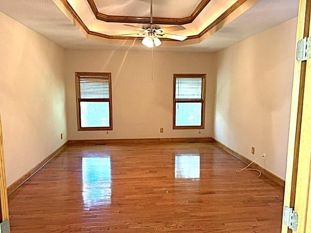7101 N Norton Avenue — photo 20