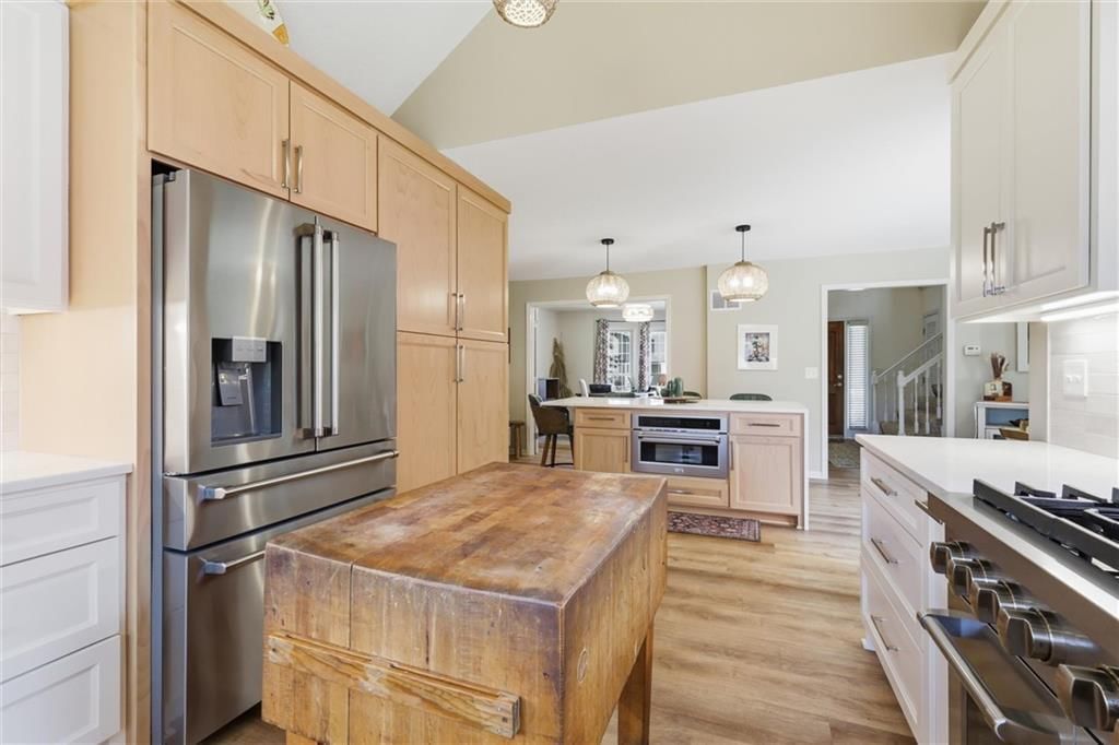 201 NE Shoreview Drive — photo 7