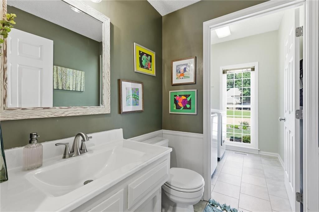 201 NE Shoreview Drive — photo 16