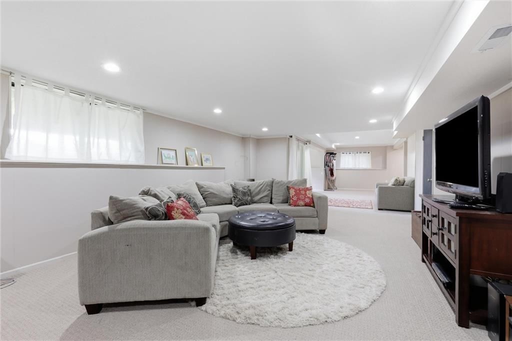 201 NE Shoreview Drive — photo 28