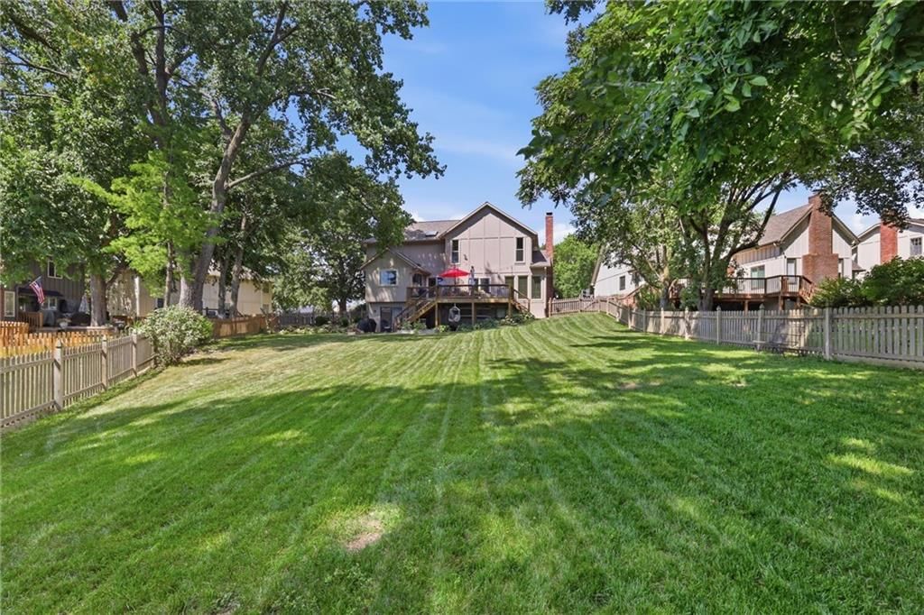 201 NE Shoreview Drive — photo 35
