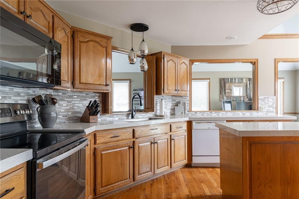 1306 SW Stonecreek Drive — photo 18