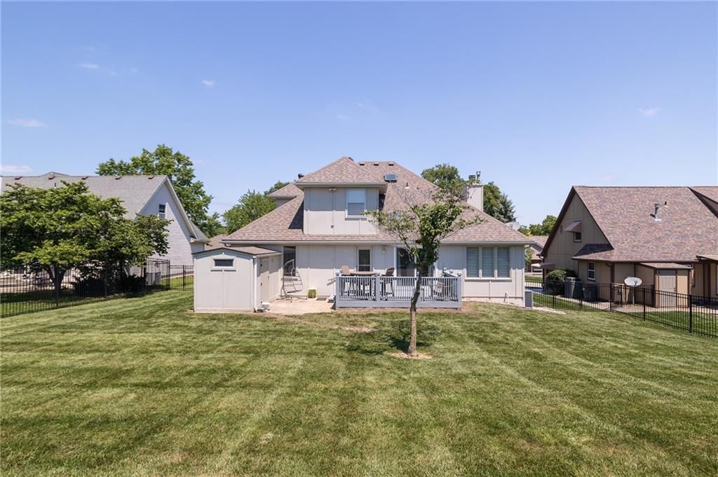 1306 SW Stonecreek Drive — photo 37