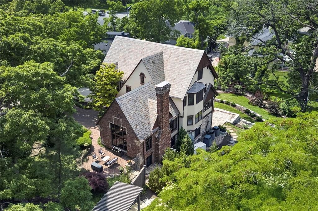 840 Rockwell Lane — photo 3