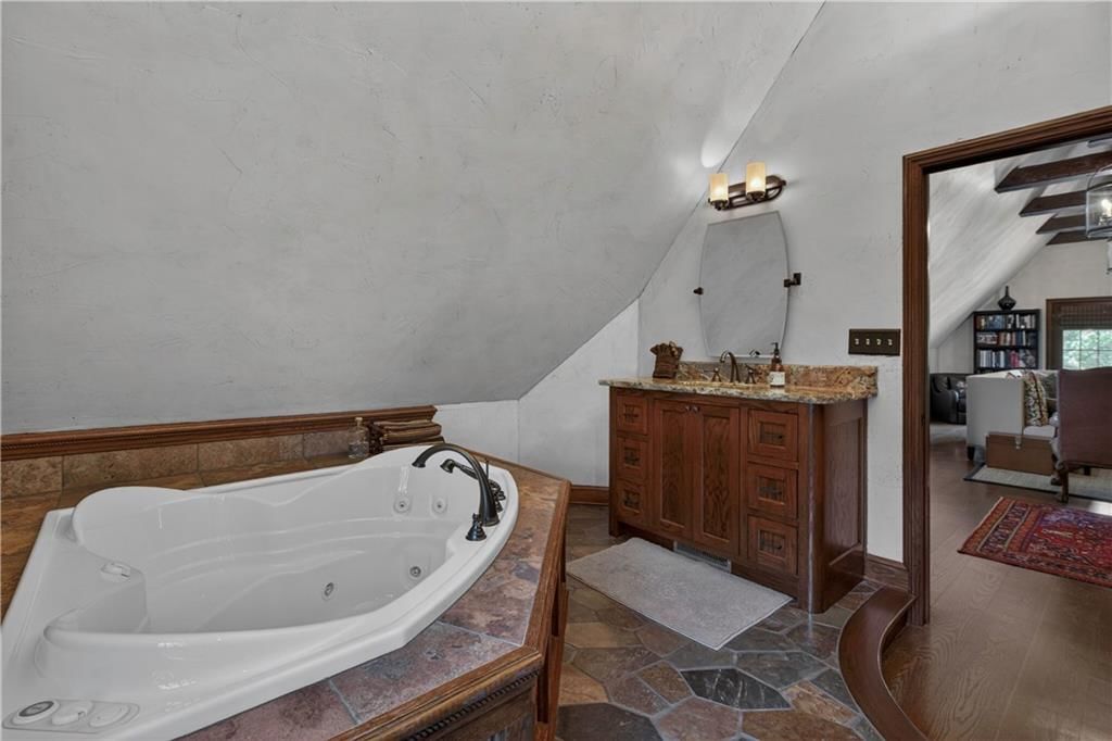 840 Rockwell Lane — photo 44
