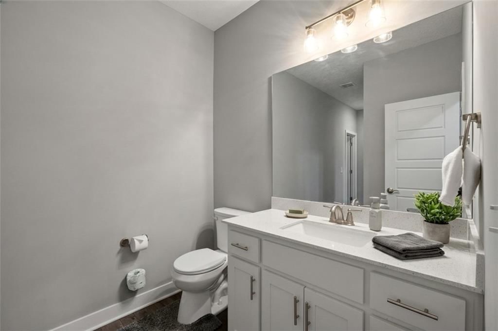 10838 N Bristol Avenue — photo 12