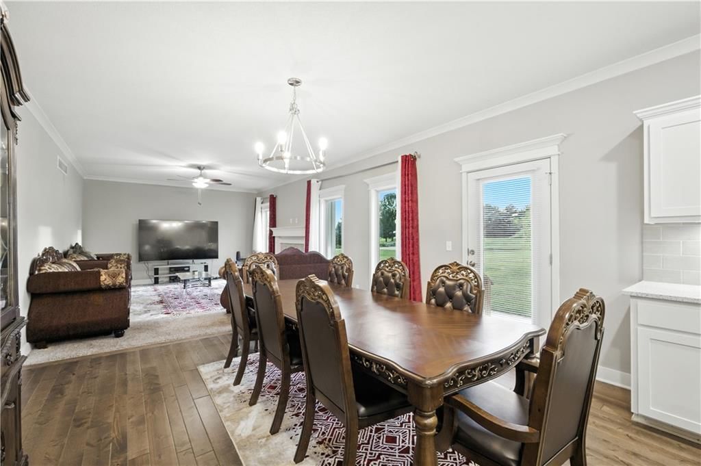 10838 N Bristol Avenue — photo 14