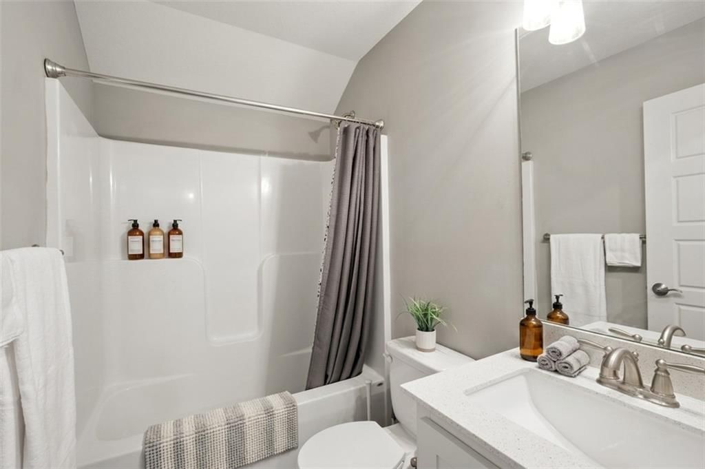 10838 N Bristol Avenue — photo 35