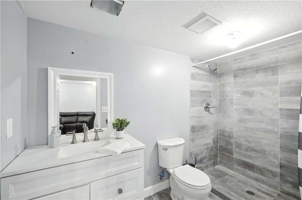 10838 N Bristol Avenue — photo 56