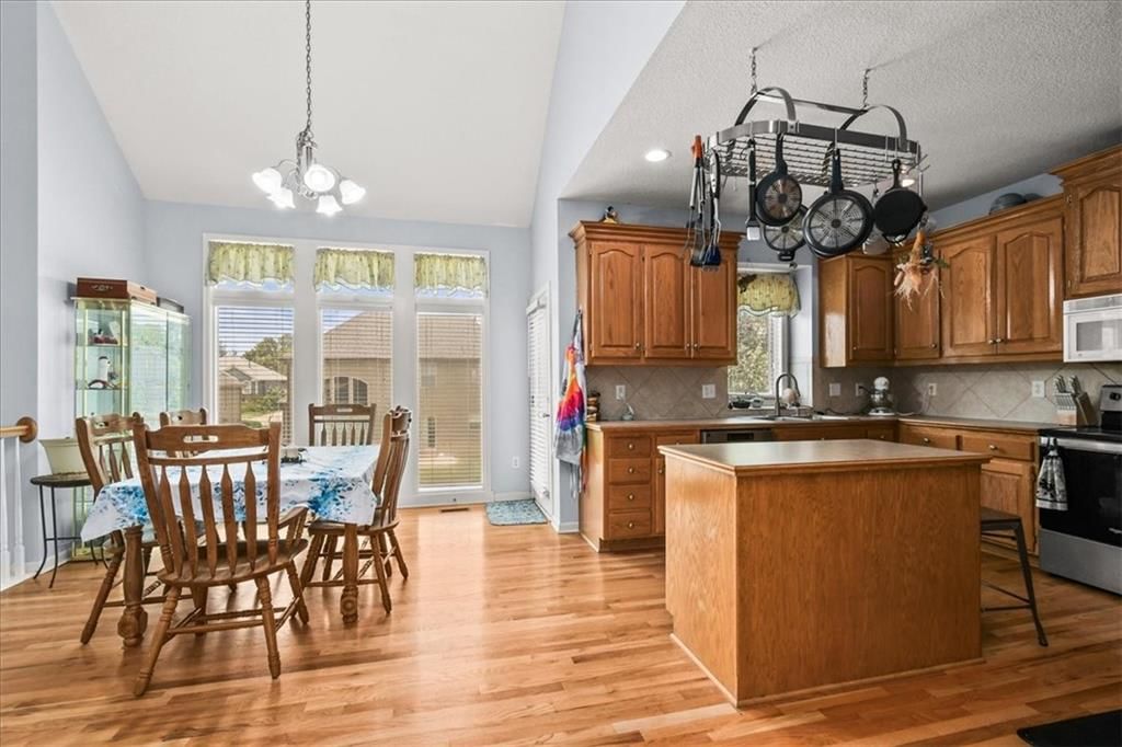 8812 N Cosby Avenue — photo 6
