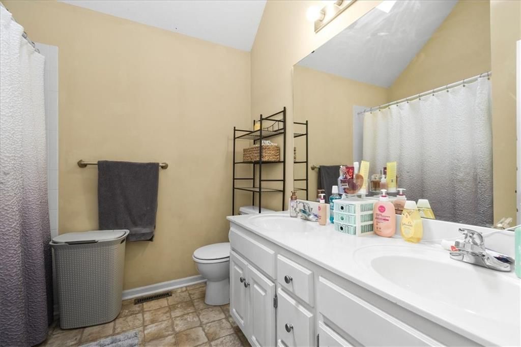 8812 N Cosby Avenue — photo 16
