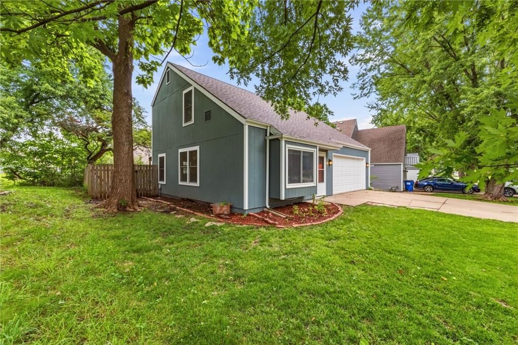 213 Deerfield Lane — photo 3