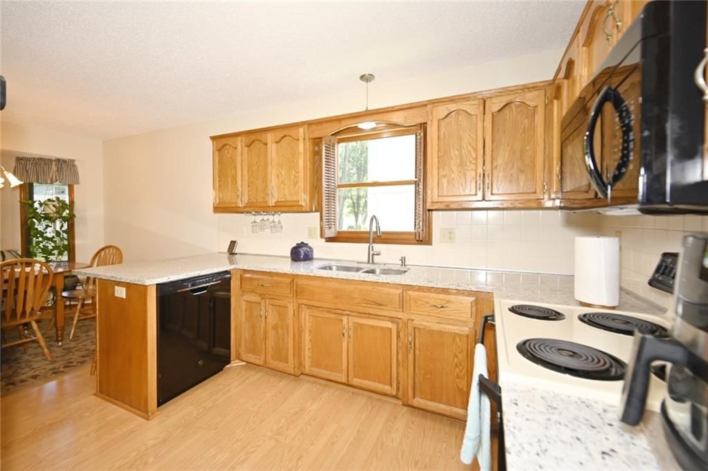 11020 N Wyandotte Street — photo 13