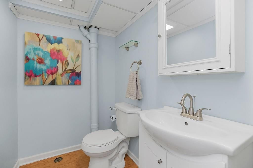 7834 Windsor Street — photo 23