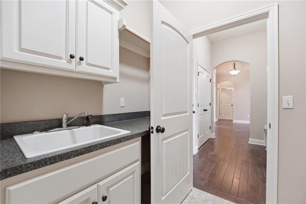 16533 Hardy Street — photo 16