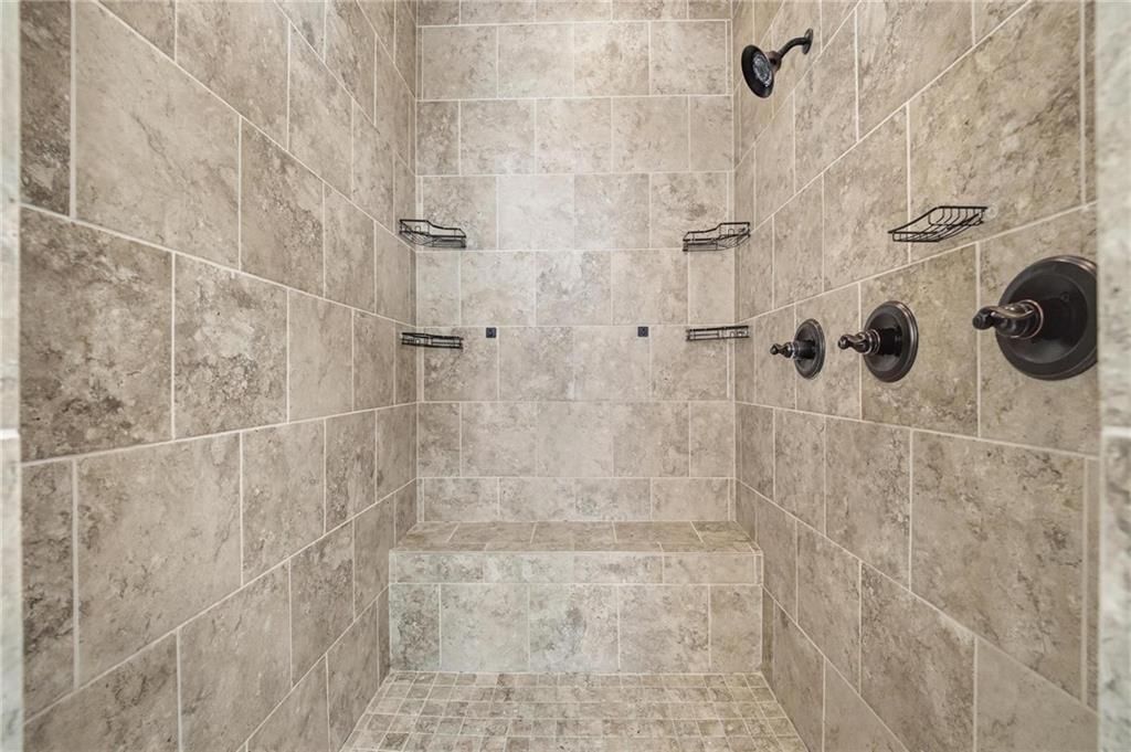 16533 Hardy Street — photo 40