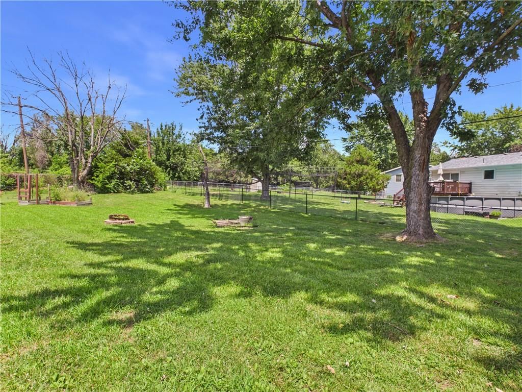 922 Ridge Drive — photo 42