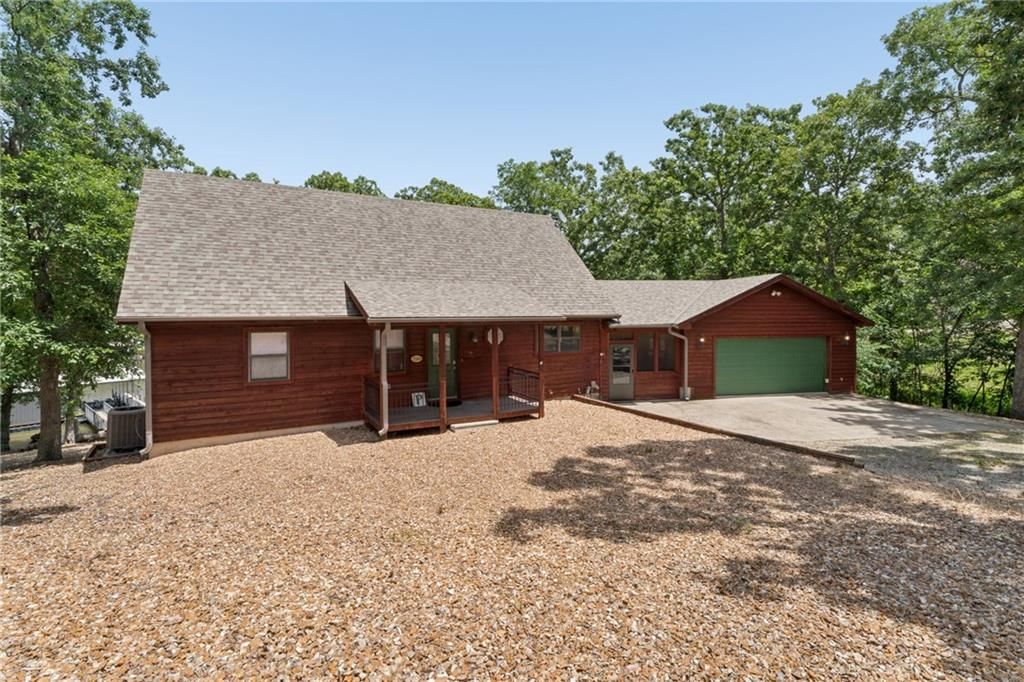 23069 Peppermint Drive — photo 6