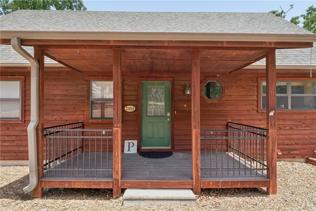 23069 Peppermint Drive — photo 8