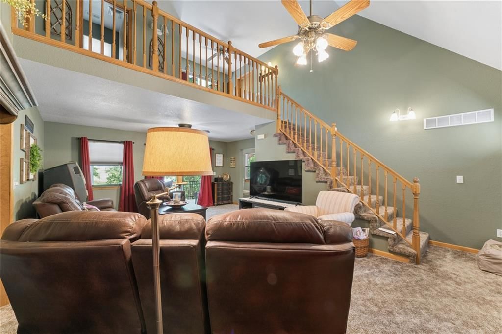 23069 Peppermint Drive — photo 10